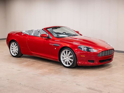 Used 2006 Aston Martin DB9 Volante RWD image 8