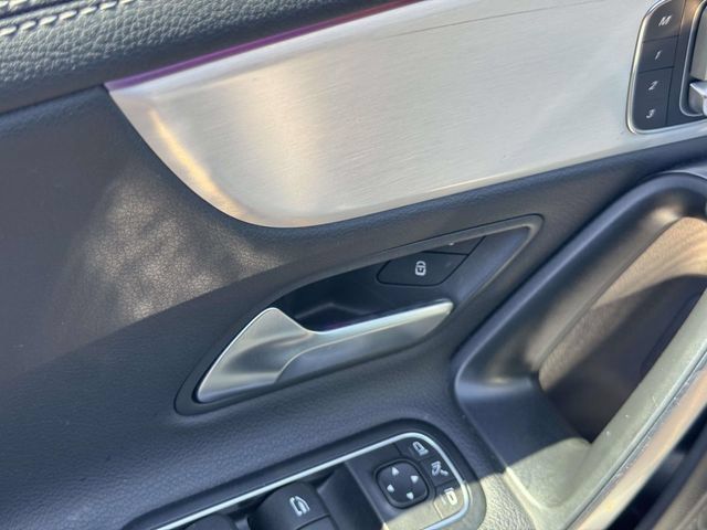 Used 2025 Mercedes-Benz CLA 250 4MATIC image 23
