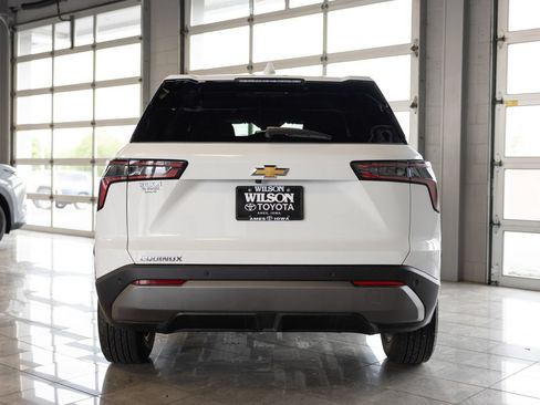 Used 2026 Chevrolet Equinox LT FWD image 4