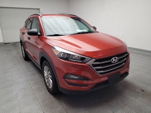 Used 2016 Hyundai Tucson SE w/ Option Group 02 FWD image 14
