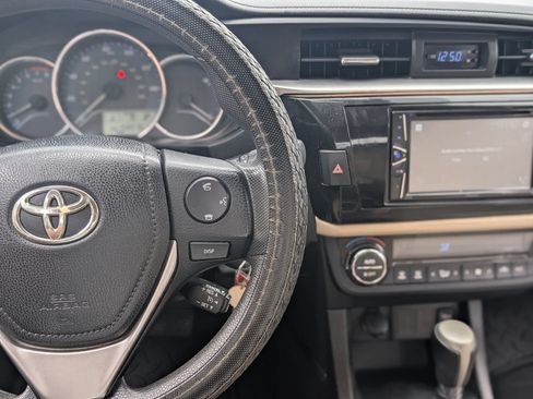 Used 2014 Toyota Corolla LE FWD image 14