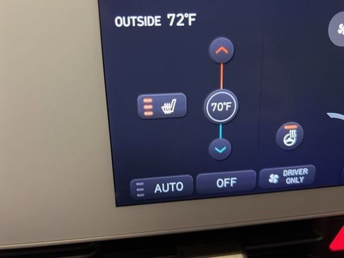 Used 2024 Hyundai Ioniq 5 SEL RWD image 32