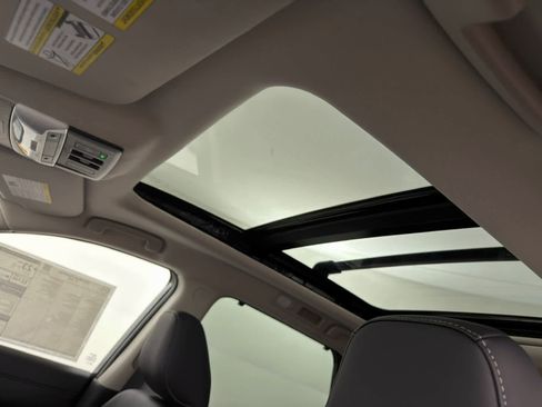 New 2026 Nissan Pathfinder SL w/ SL Premium Package image 17