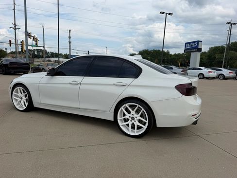 Used 2016 BMW 328i Sedan RWD image 21