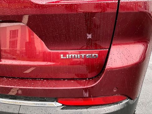 Used 2021 Jeep Grand Cherokee L Limited image 9