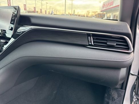 Certified 2021 Toyota Camry XLE image 16