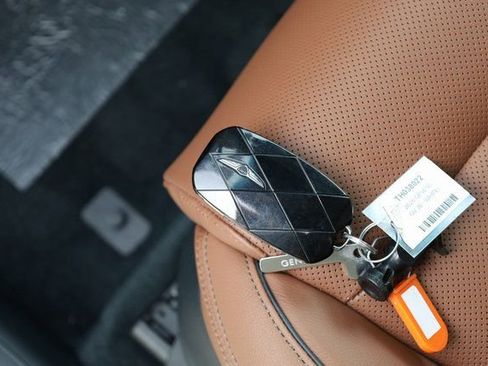 New 2026 Genesis GV70 2.5T Advanced image 32