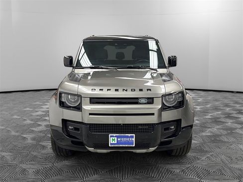 Used 2023 Land Rover Defender 110 X-Dynamic SE image 8