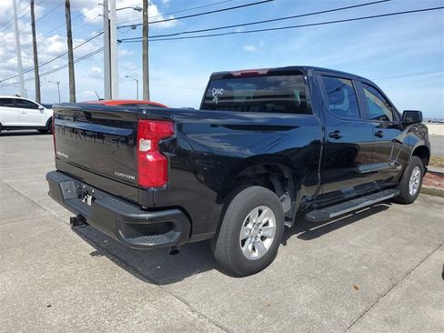 Used 2024 Chevrolet Silverado 1500 Custom image 4