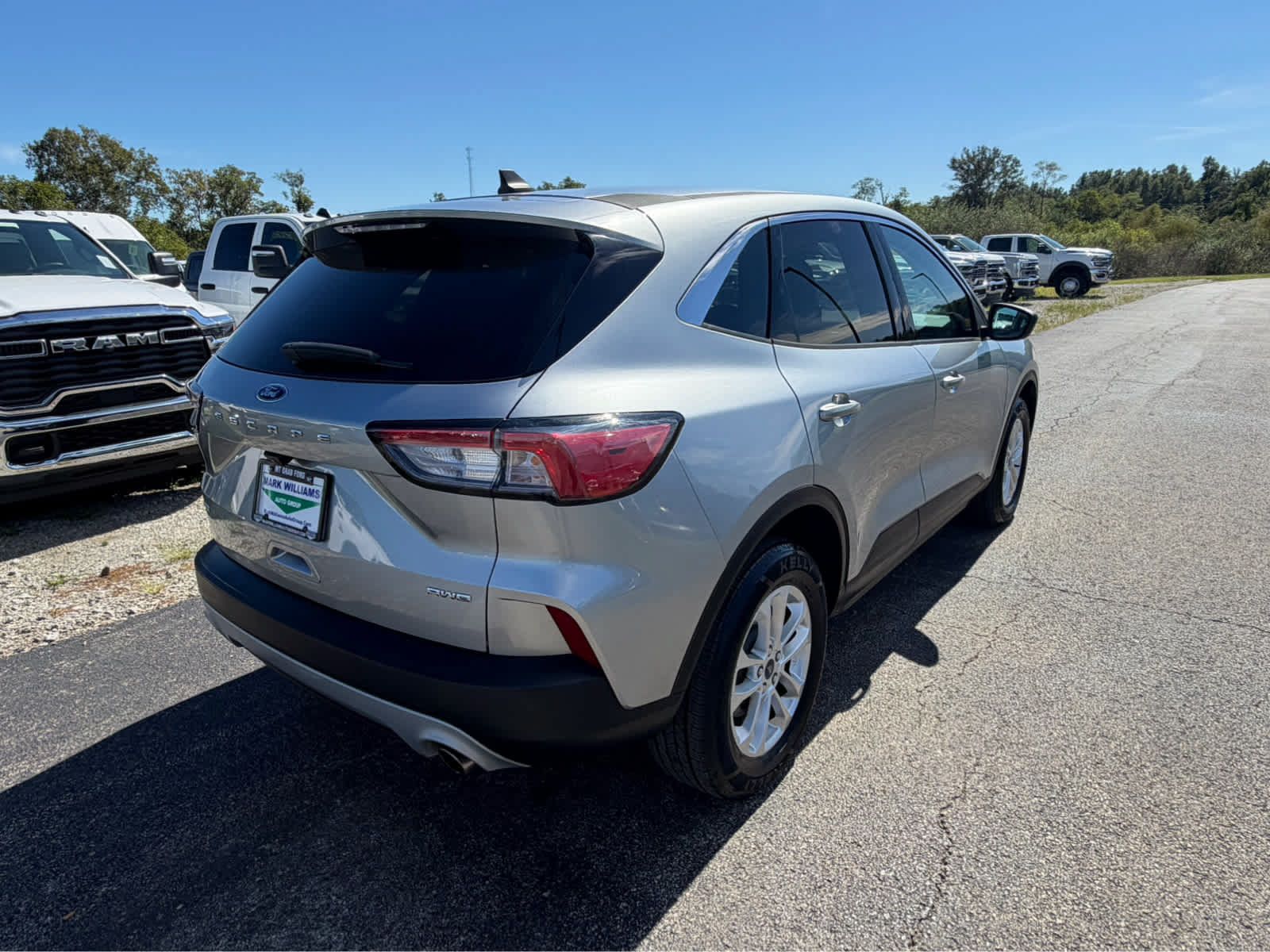 Used 2022 Ford Escape SE AWD/4WD image 5