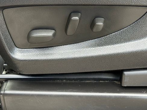 Used 2014 GMC Sierra 1500 SLE w/ SLE Value Package image 31