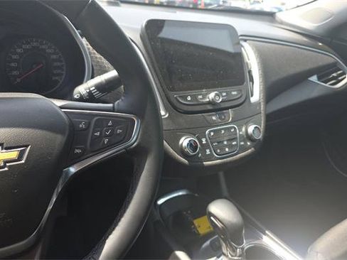 Used 2024 Chevrolet Malibu LT w/ Sport Edition FWD image 8