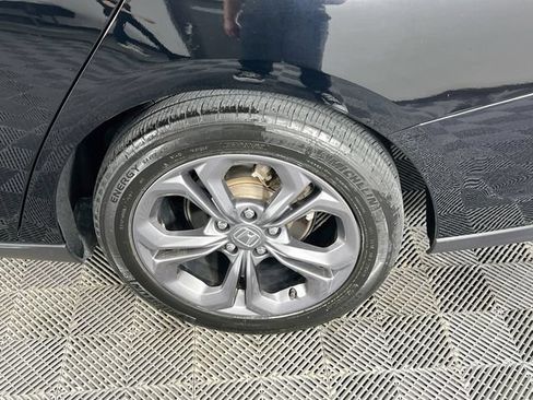 Certified 2023 Honda Accord EX image 31