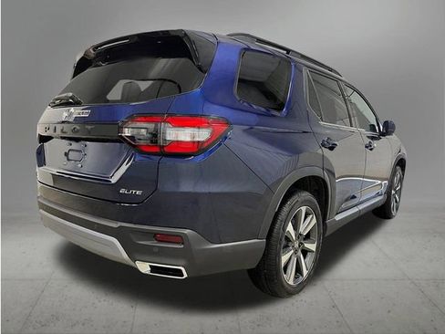 New 2025 Honda Pilot Elite image 5