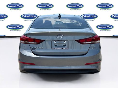 Used 2018 Hyundai Elantra Value Edition FWD image 12
