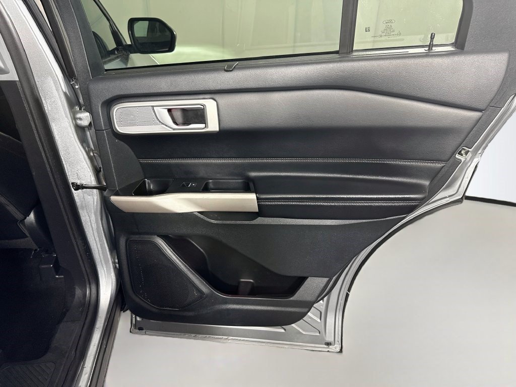 Used 2023 Ford Explorer Limited RWD image 27