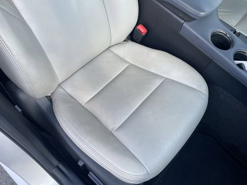 Used 2014 Toyota Avalon XLE image 34