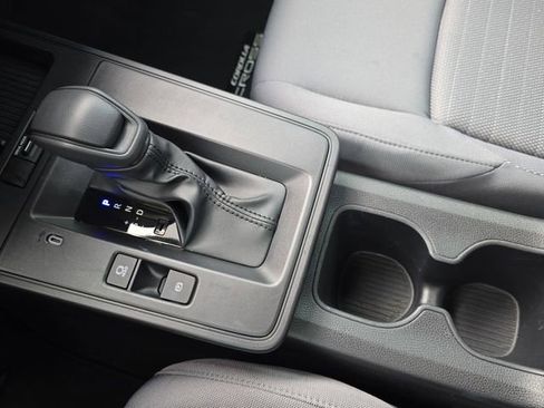 Used 2026 Toyota Corolla Cross SE image 24