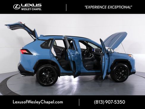 Used 2023 Toyota RAV4 SE AWD/4WD image 11
