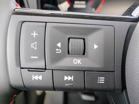 New 2026 Nissan Kicks SR w/ Cold Weather Package image 10