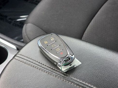 Used 2024 Chevrolet Malibu LT FWD image 33