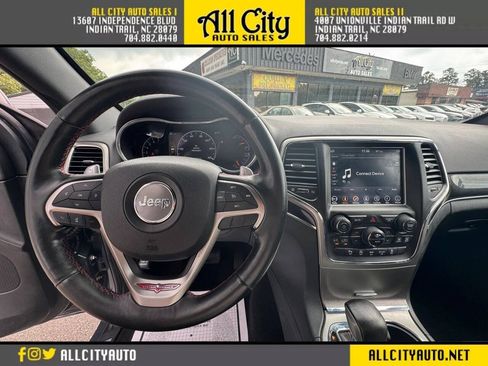 Used 2018 Jeep Grand Cherokee Trailhawk AWD/4WD image 21