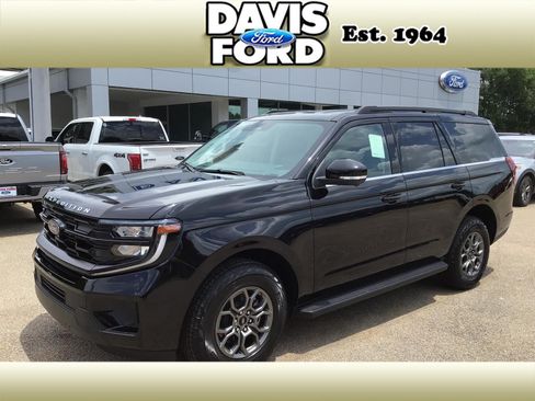 New 2026 Ford Expedition Active RWD image 1