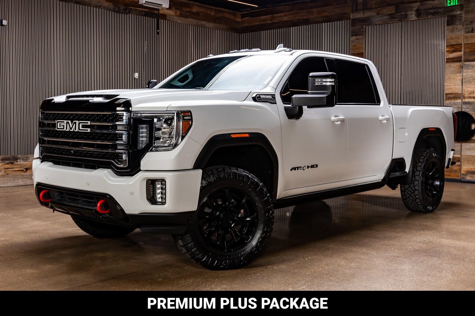 Used 2021 GMC Sierra 2500 AT4 w/ AT4 Premium Plus Package AWD/4WD image 5