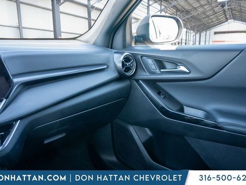 Used 2025 Chevrolet Equinox LT image 15