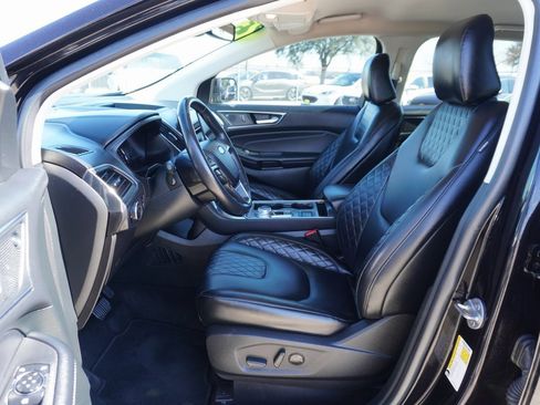 Certified 2023 Ford Edge Titanium image 7