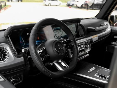 Used 2026 Mercedes-Benz G 63 AMG 4MATIC image 17