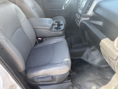 Used 2021 RAM 3500 Tradesman w/ Chrome Appearance Group AWD/4WD image 14