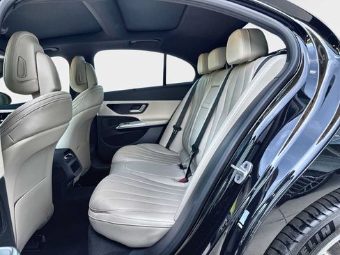 New 2026 Mercedes-Benz E 350 Sedan image 4