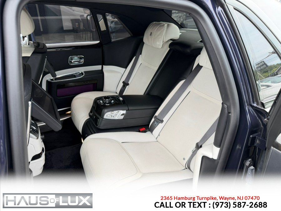 Used 2018 Rolls-Royce Ghost RWD image 20