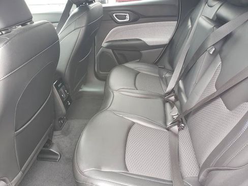 Used 2022 Jeep Compass Latitude w/ Convenience Group AWD/4WD image 14