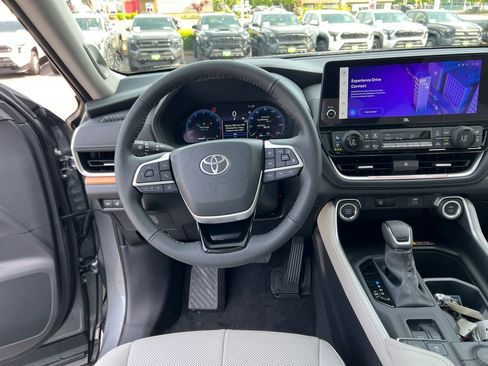 New 2026 Toyota Grand Highlander AWD image 20
