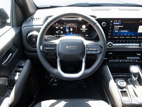 New 2025 Chevrolet Colorado Z71 w/ Z71 Convenience Package 2 image 2