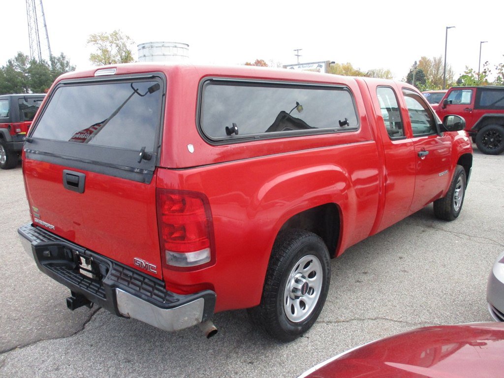 Used 2010 GMC Sierra 1500 W/T RWD image 2
