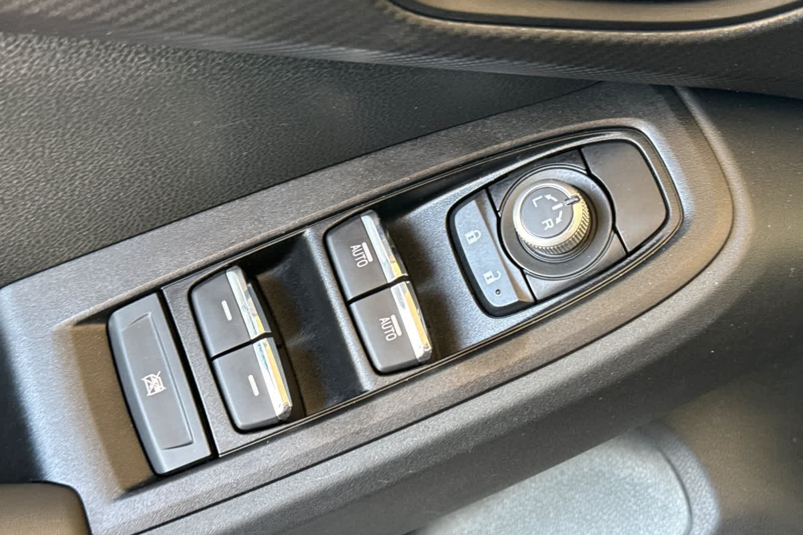 Certified 2025 Subaru Crosstrek 2.5i Limited AWD/4WD image 13