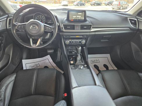 Used 2017 MAZDA MAZDA3 Touring image 10