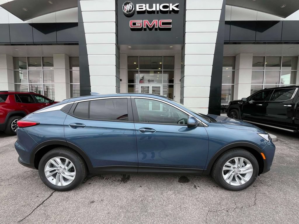 New 2026 Buick Envista Preferred w/ Convenience I Package FWD image 2