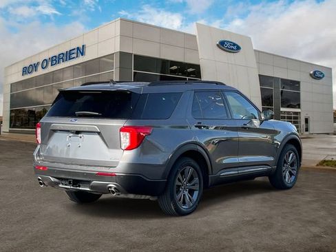 Certified 2023 Ford Explorer XLT w/ Equipment Group 202A AWD/4WD image 5