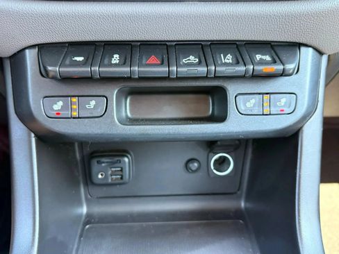 Used 2019 Chevrolet Colorado LT w/ Luxury Package, Chrome AWD/4WD image 35