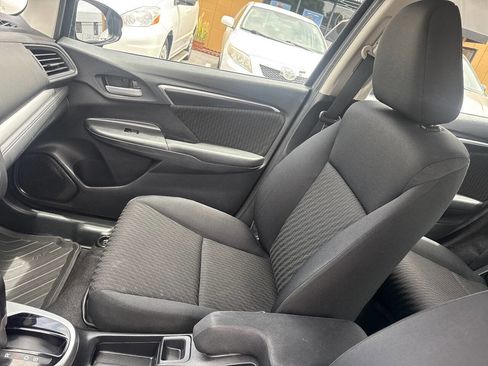 Used 2018 Honda Fit EX image 15
