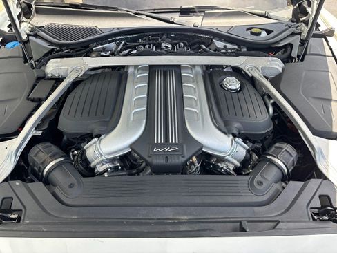 Used 2021 Bentley Flying Spur W12 AWD/4WD image 15