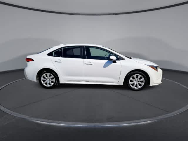 Used 2024 Toyota Corolla LE FWD image 9