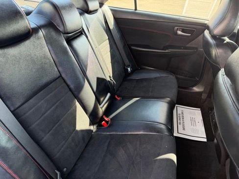 Used 2015 Toyota Camry XSE w/ Moonroof Package image 18