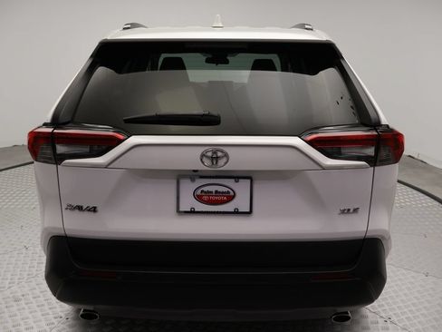 Certified 2025 Toyota RAV4 XLE FWD image 10