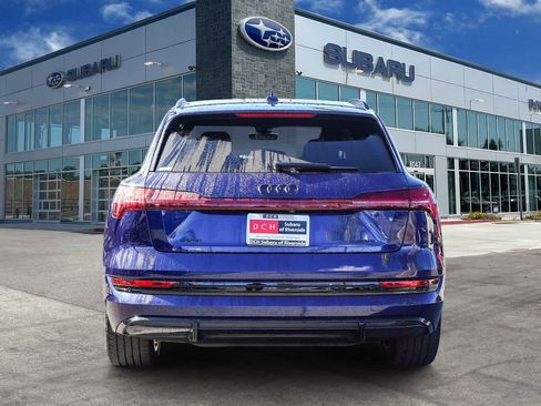 Used 2022 Audi e-tron Chronos w/ Chronos Package image 5