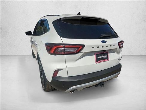 New 2025 Ford Escape SE w/ PHEV Premium Package FWD image 9